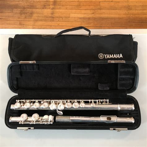 yamaha advantage flute 200ad.